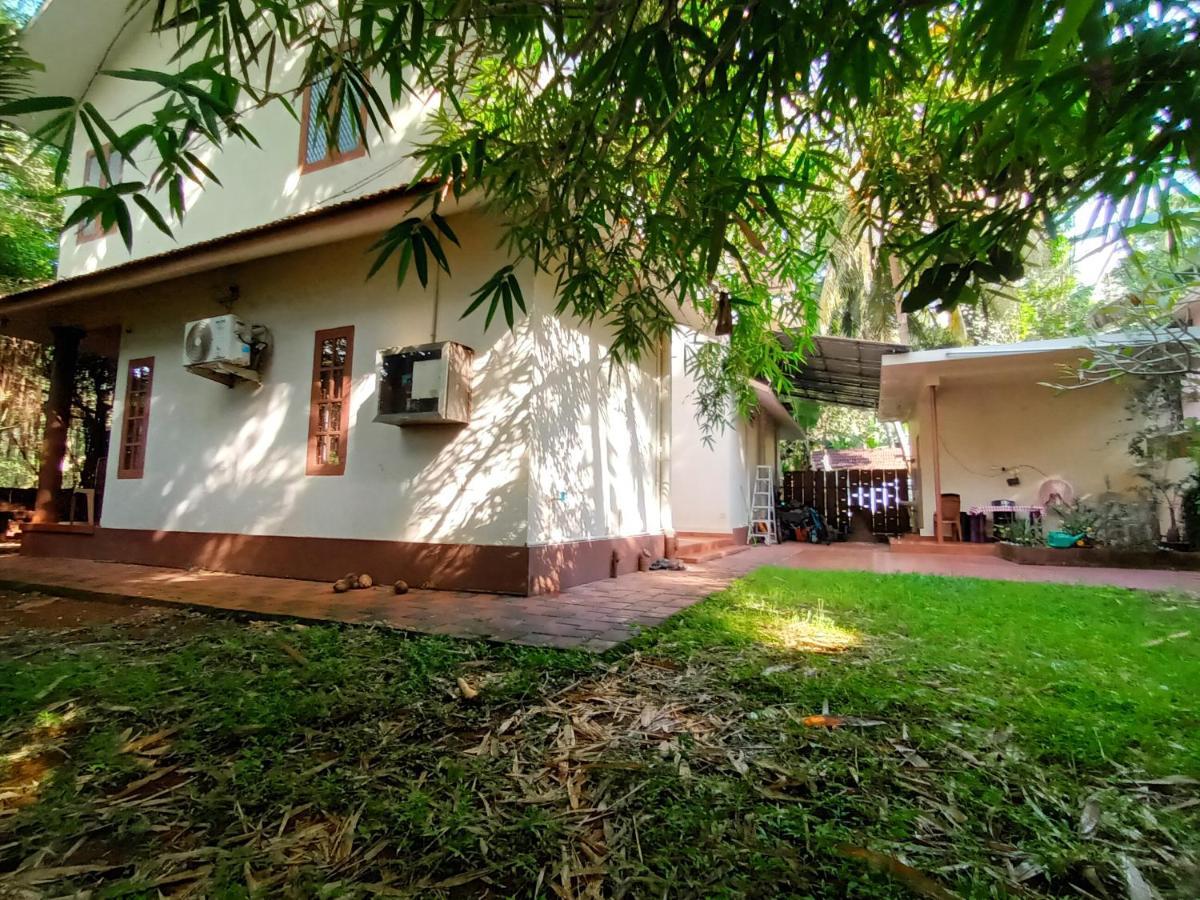 Ivory Coaste Hotel Kannur Exterior foto