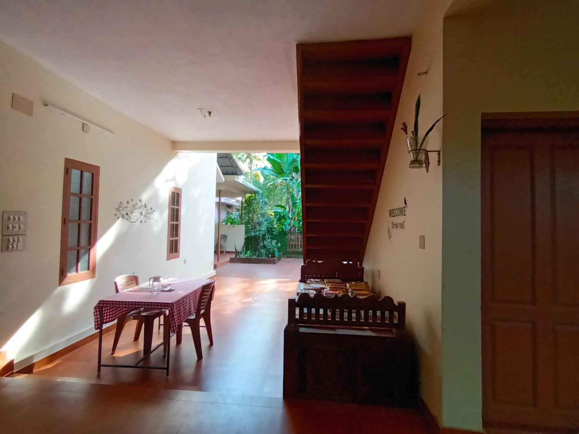 Ivory Coaste Hotel Kannur Exterior foto