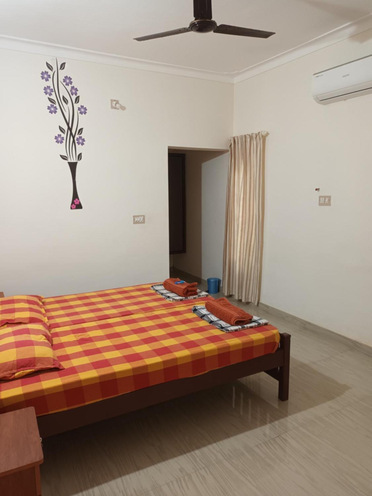 Ivory Coaste Hotel Kannur Exterior foto