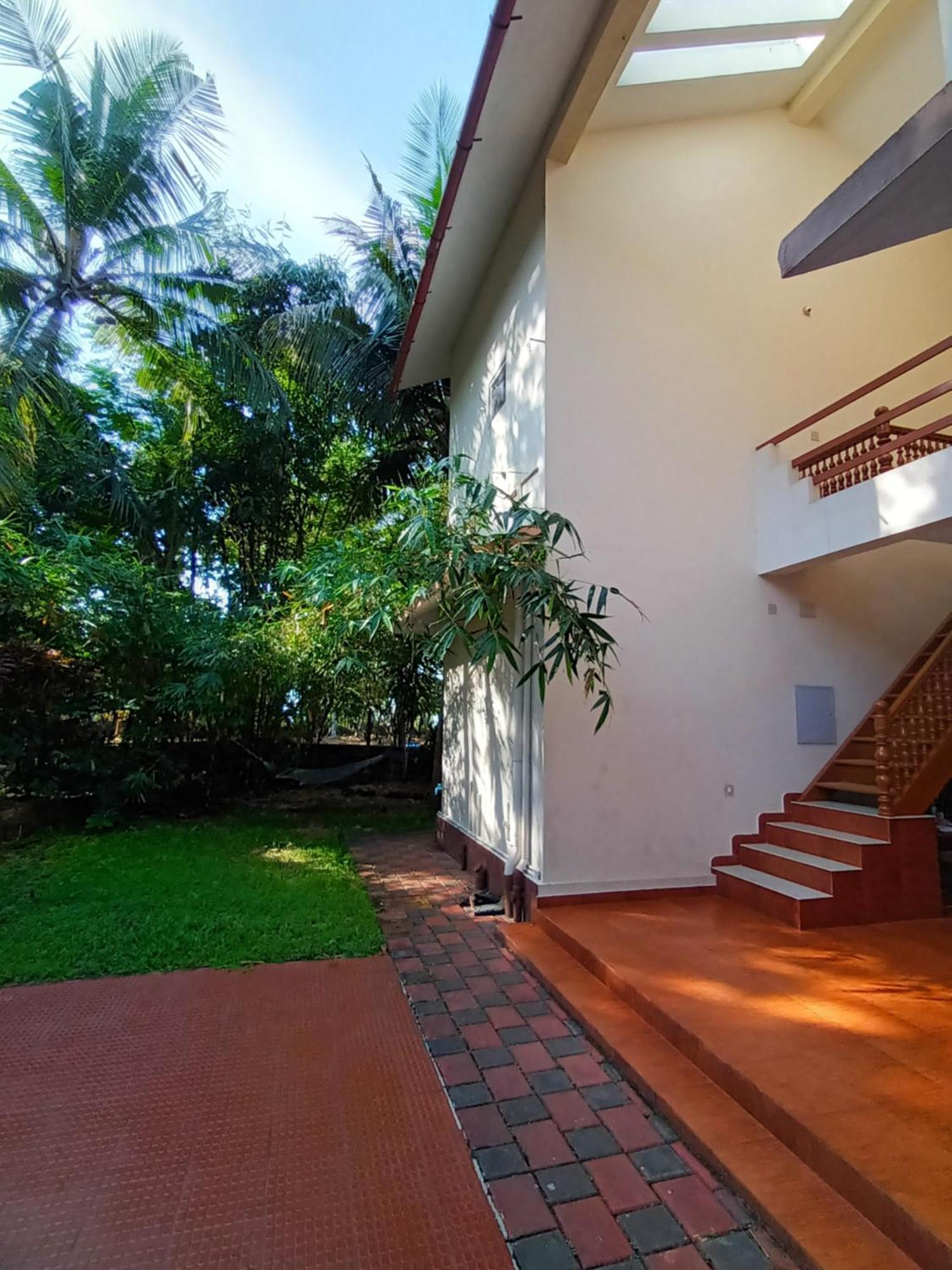 Ivory Coaste Hotel Kannur Exterior foto