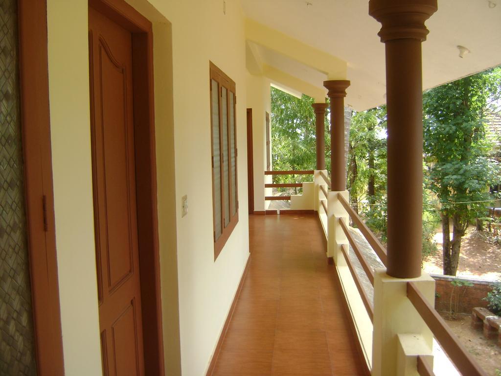 Ivory Coaste Hotel Kannur Exterior foto