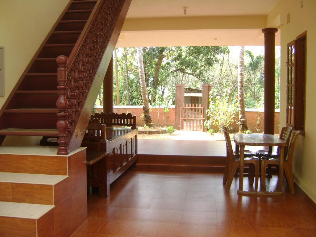 Ivory Coaste Hotel Kannur Exterior foto